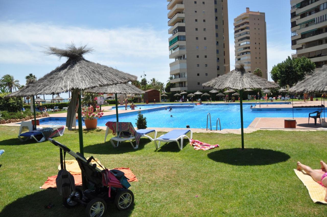 Magnifique Appartement Avec Une Incroyable Vue Sur Mer Torremolinos Luaran gambar